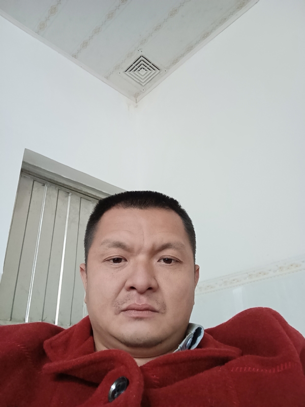 兰成龙的第一张照片--长泰婚介网