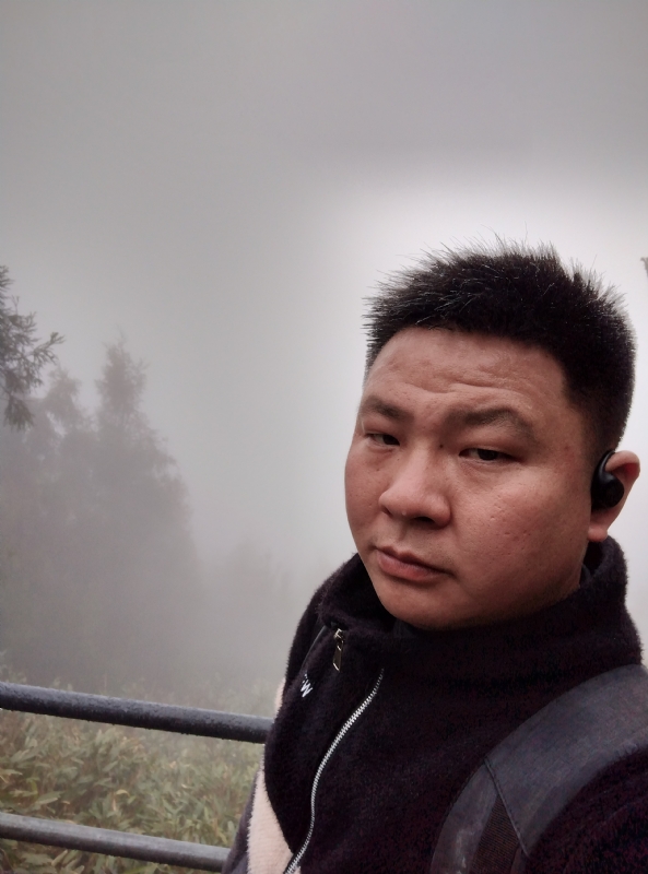 何何何的第一张照片--长泰婚介网