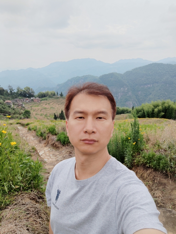 彩虹的第一张照片--长泰婚介网