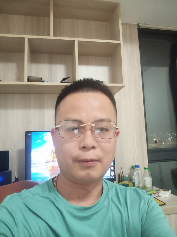 逍遥霸道的第一张照片--长泰婚介网