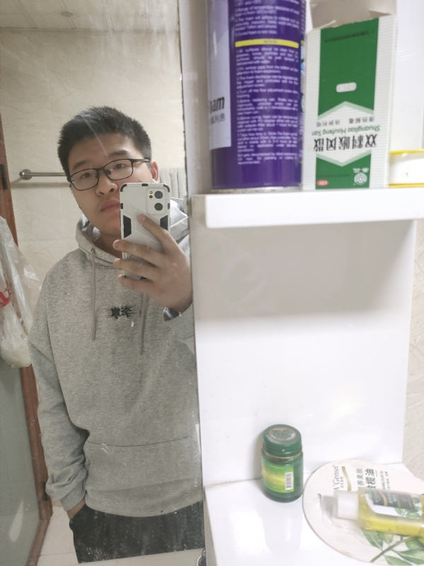 乌鸦坐飞机的第一张照片--长泰婚介网