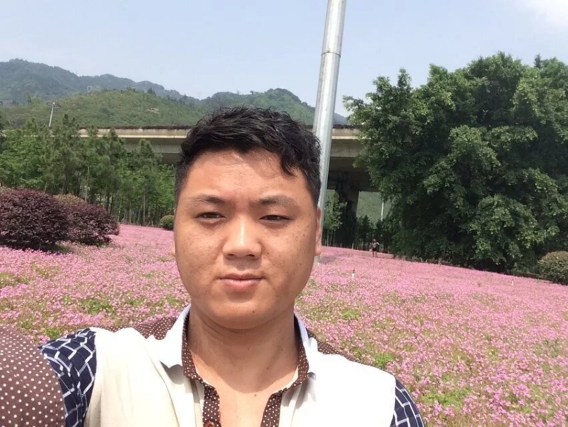 过日子的第二张照片--长泰婚介网