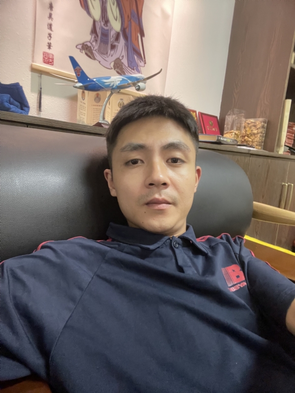 曾曾日上的第一张照片--长泰婚介网